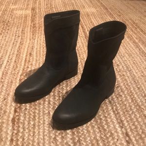 FRYE CARA MID CALF RIDING BOOTS